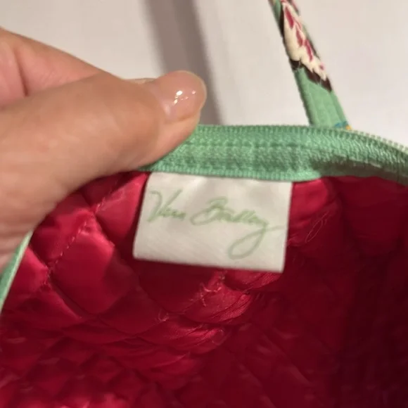 Vera Bradley weekends bag - Picture 4 of 8